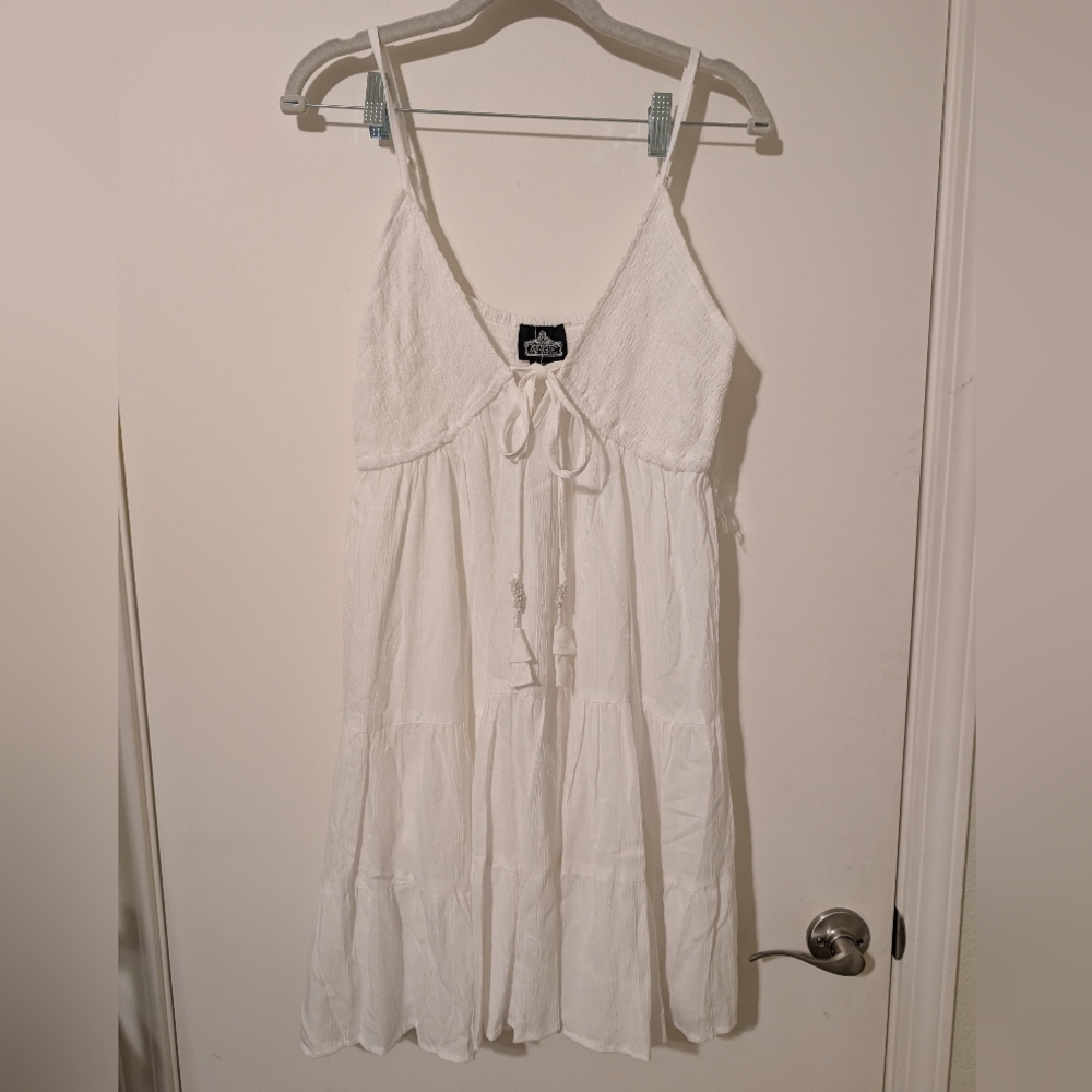 NWT Angie White Textured Top